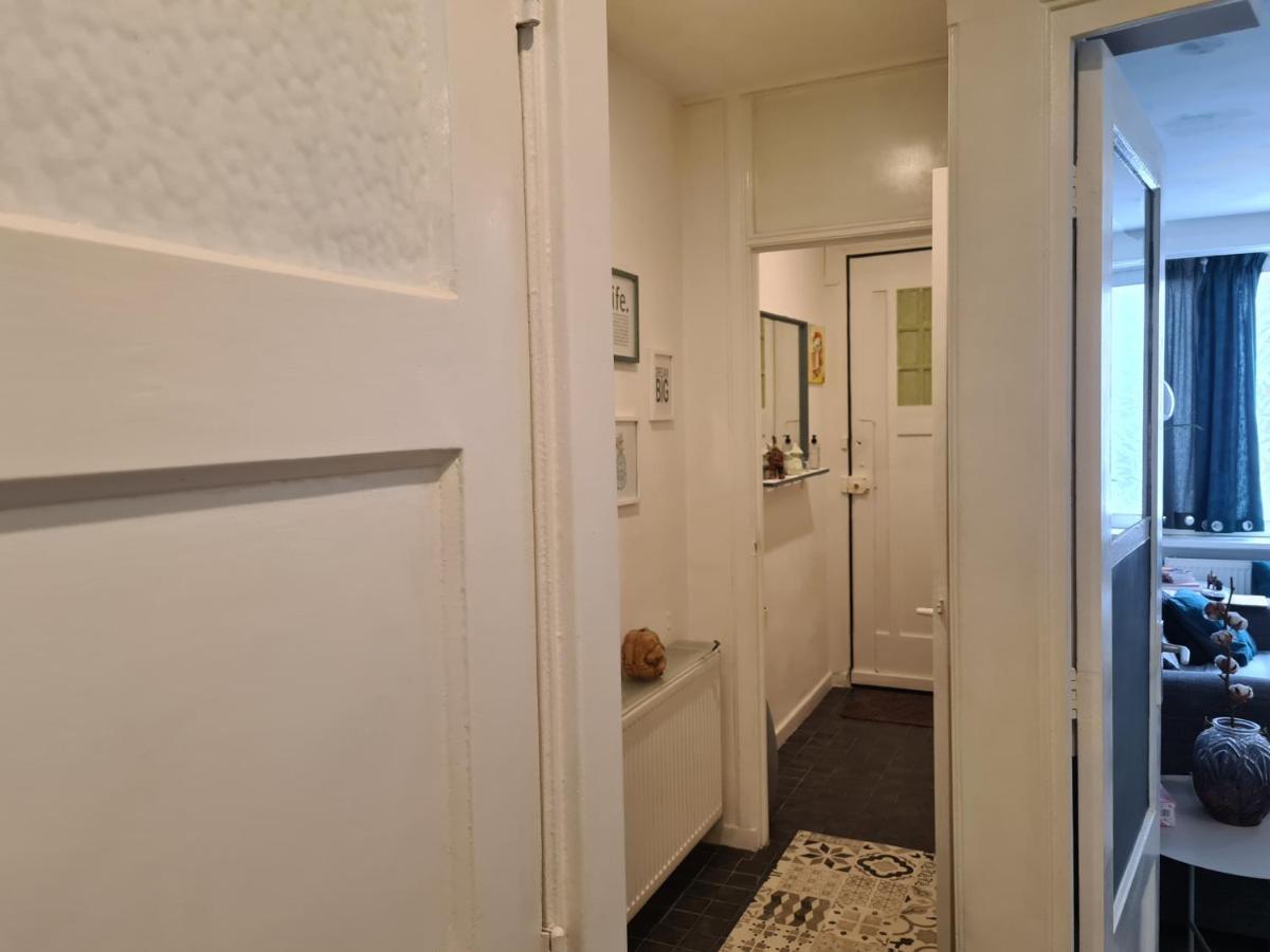 1 Bedroom 15 Min By Tram To Amsterdam Centre! Esterno foto