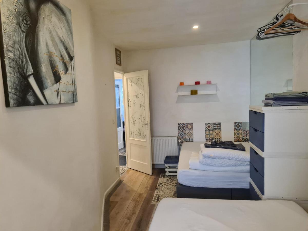 1 Bedroom 15 Min By Tram To Amsterdam Centre! Esterno foto